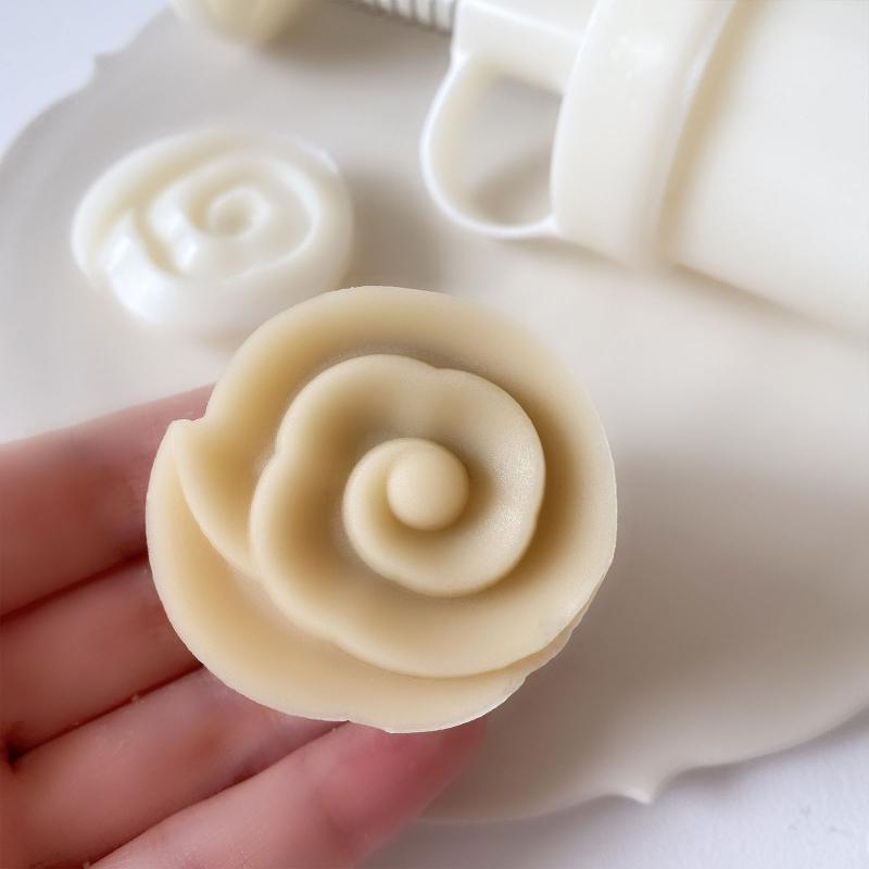50g Cute Cloud Shape Plastic Mooncake Molds Mooncake Mould DIY Baking Accessories Kitchen Gadget for Mid-Autumn Festival