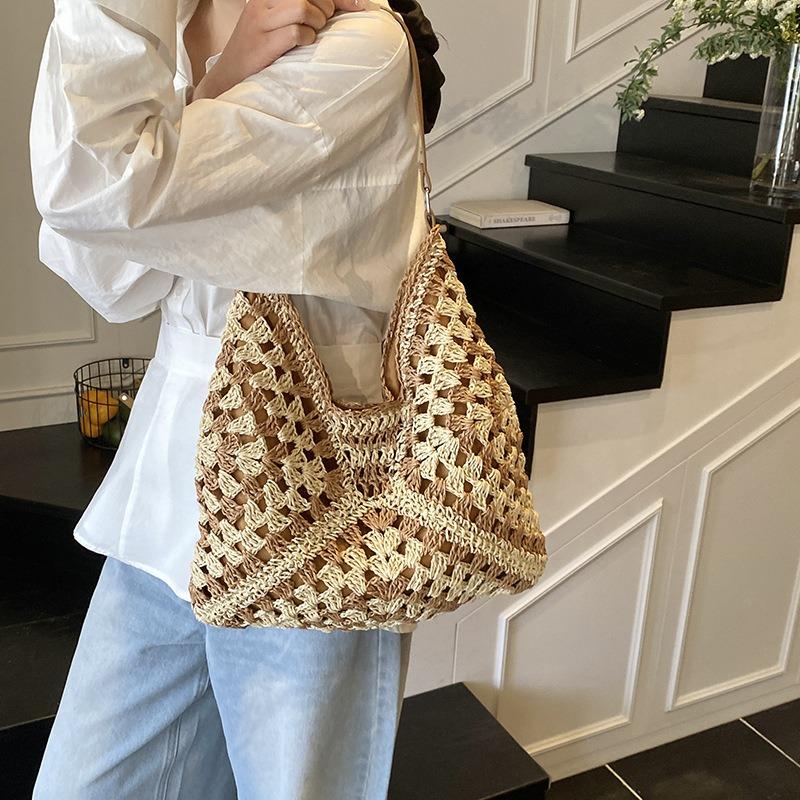 Popular beach bags women's new summer woven bags seaside vacation straw bags shoulder armpit bags