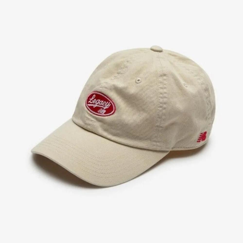 [New Balance] Cap KQJ NBGDFS1110-35 Small Logo Legacy Ball Cap FREE