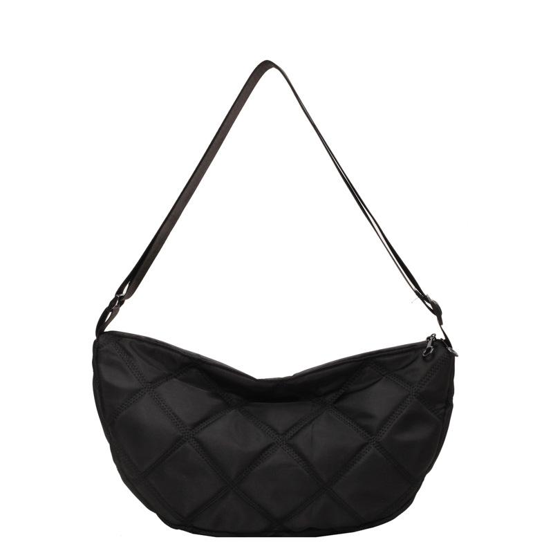 

Large capacity women s shoulder bag new trend simple shoulder oblique span bag popular fashion casual armpit tote bag чёрный