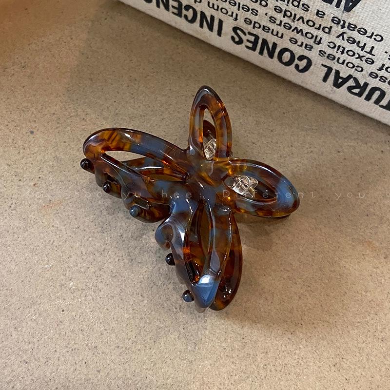 Elegant Acetate Butterfly Claw Clip - Chic Hair Accessory for Updos