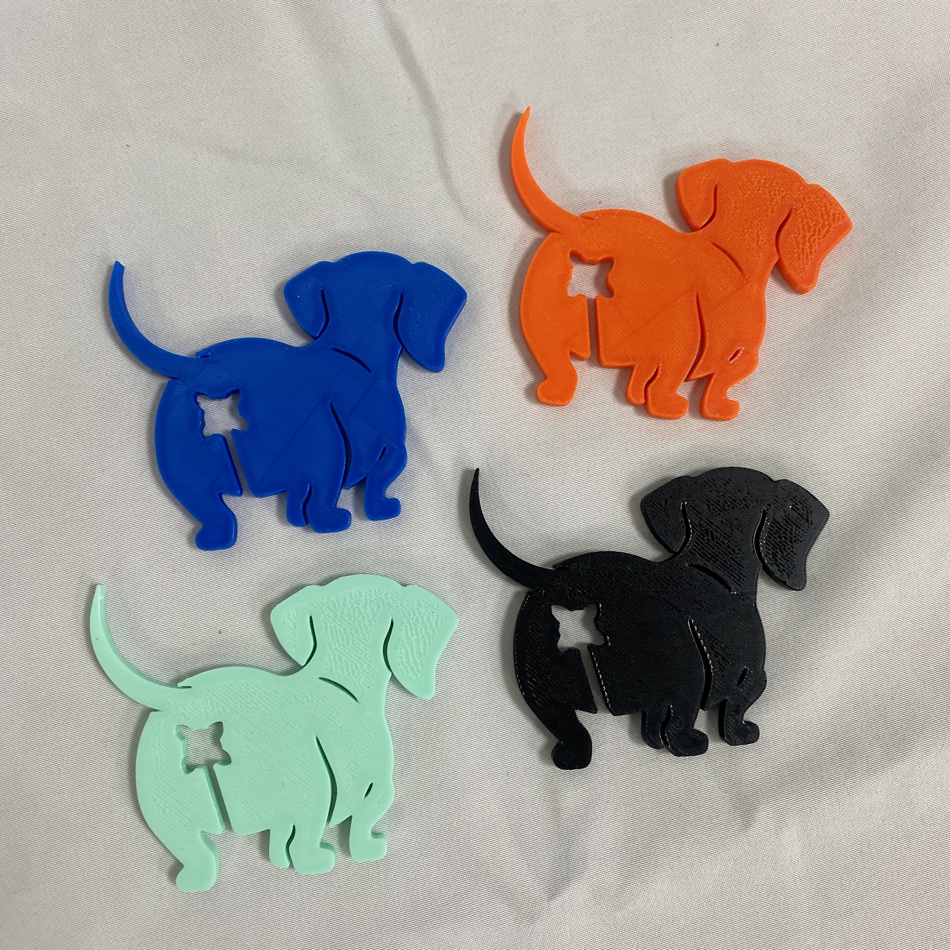 

4pcs Animal-Shaped Bread Clips Durable Plastic, Reusable 3D Printed Dog Cat Design for Freshness,Easy to Use Food Bag Clips for Bread,Fruits, and More Puppy