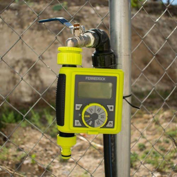 Ferrestock FSKPRO003 Programmateur D'arrosage Numérique, Régule La Fréquence Et La Durée De L'arrosage, Arrosage Manuel, Programmes