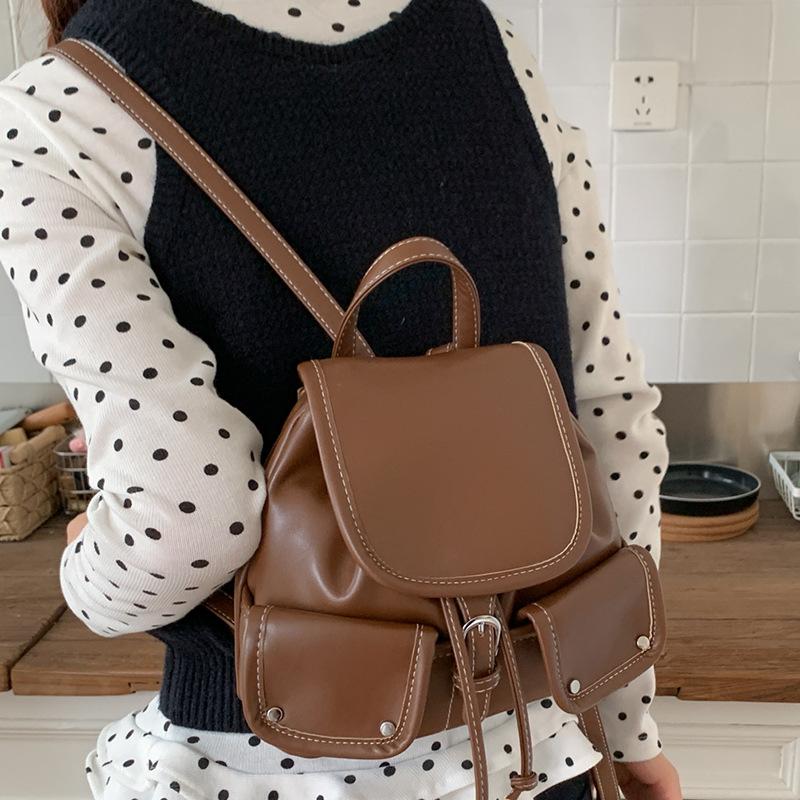 Simple, Fashionable and High-value Silver Handbag for Women 2025 New Korean Version of Casual Niche Commuter Backpack for Women