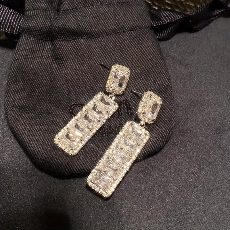 Fashion Light Luxury Temperament Geometric Square Pendant Earrings for Women Delicate Shining Party Zircon Gifts