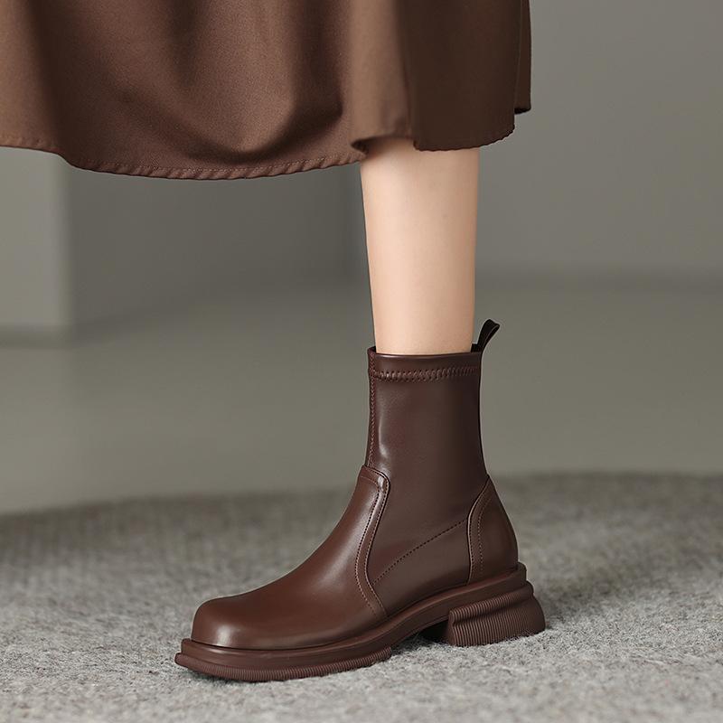 Korean Version of Round-toed Martin Boots for Women's New Thick-soled Non-slip Large-size Women's Boots, Low-heeled Comfortable Leather Boots, Autumn