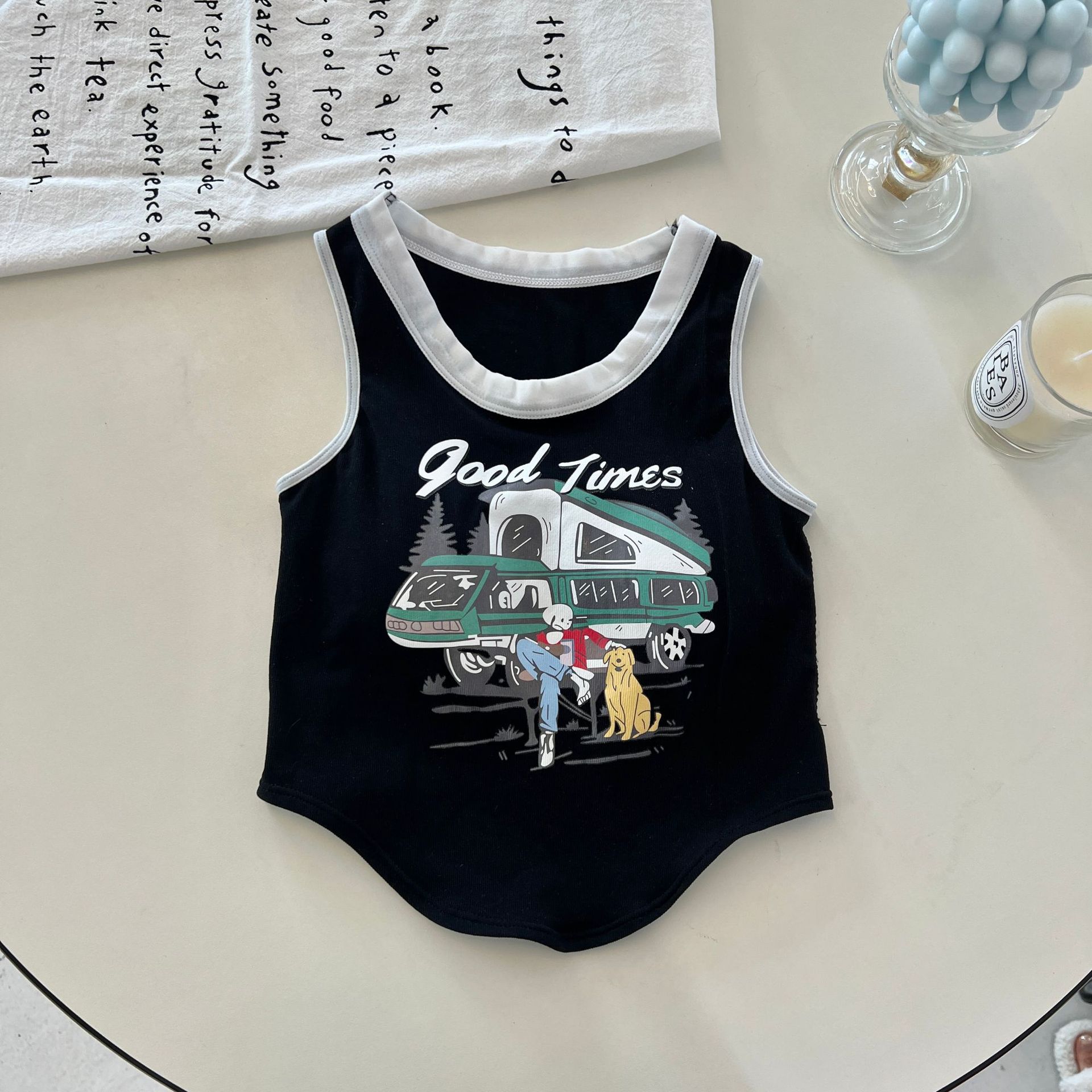 

Летний винтажный принт с коротким топом для женщин с горячей девушкой, одетой в короткий топ без рукавов сзади с подкладкой для груди One size