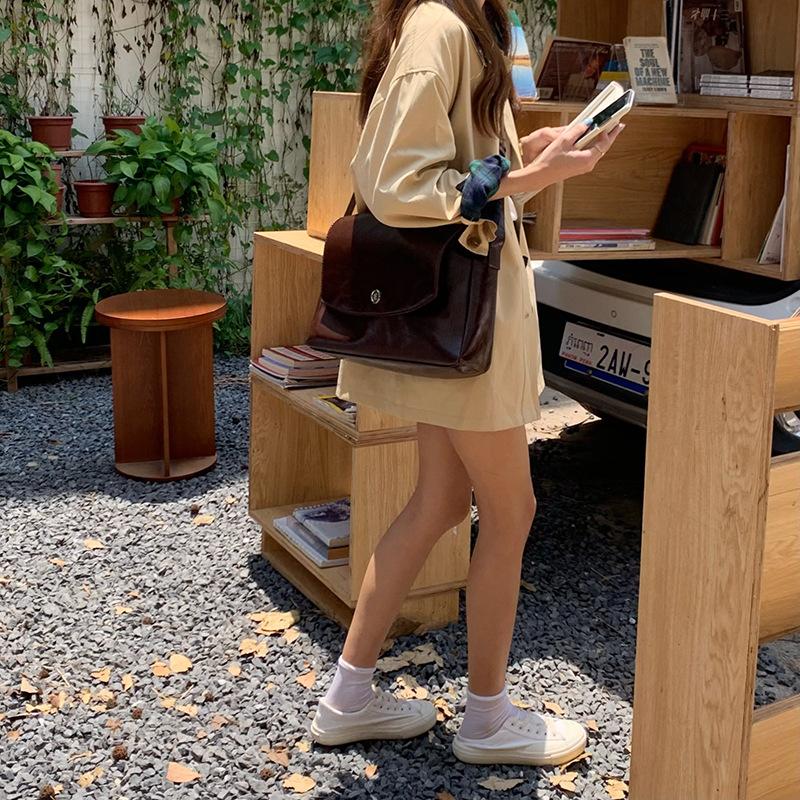 Niche Design Bag Retro Large Capacity Textural Commuter Crossbody Messenger Bag