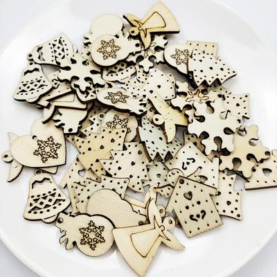 50Pcs Christmas Wooden Decoration Confetti Snowflake Xmas Tree Elk Star Wood Ornaments Diy Christmas Party Dinner Table Decor