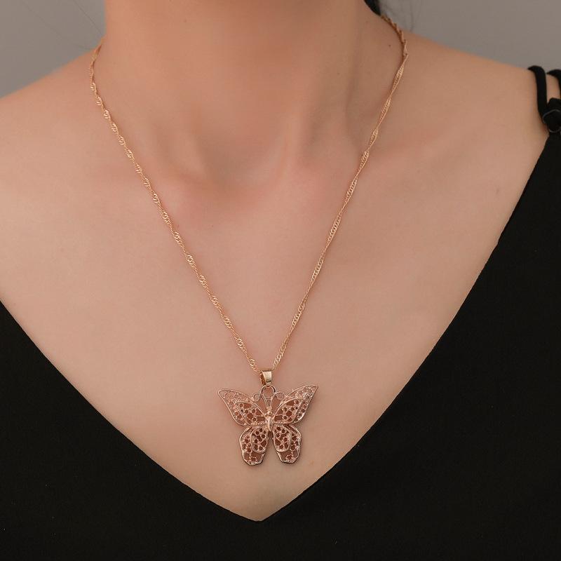 Korean Creative Cat's Eye Butterfly Necklace - Elegant & Versatile Sweater Chain
