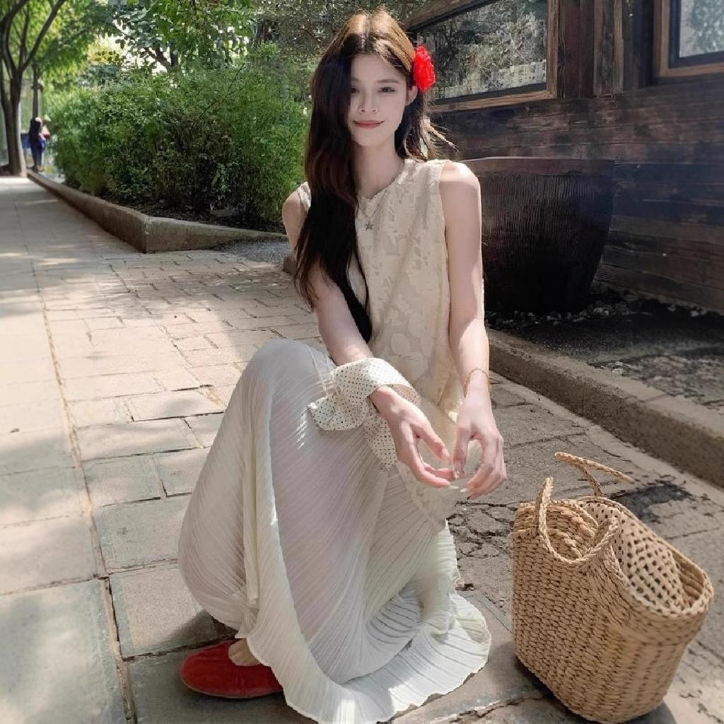 French Holiday Lace Splicing Dress Women's Summer New Super Fairy Gentle Temperament Vest Long Skirt