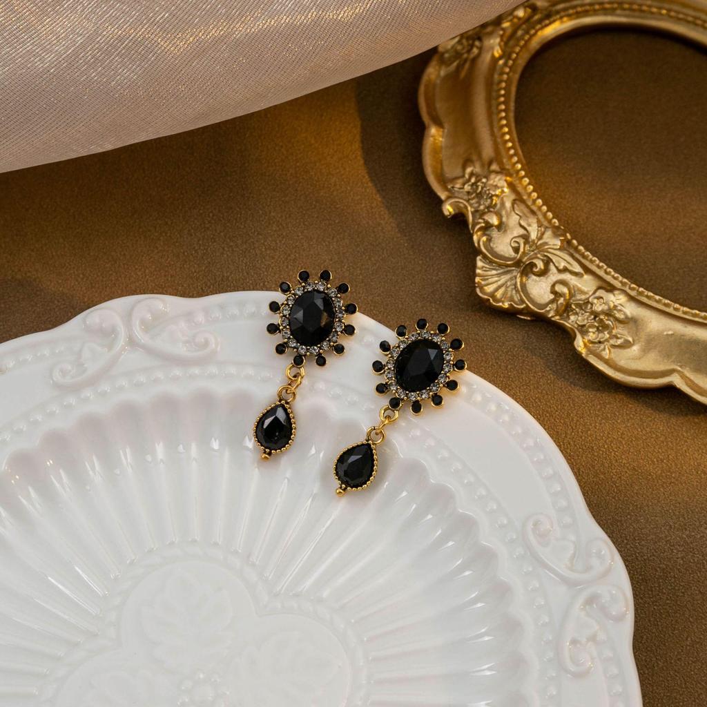 Baroque Black Drop Pendant Earrings with Silver Needle and Geometric Diamond Accents