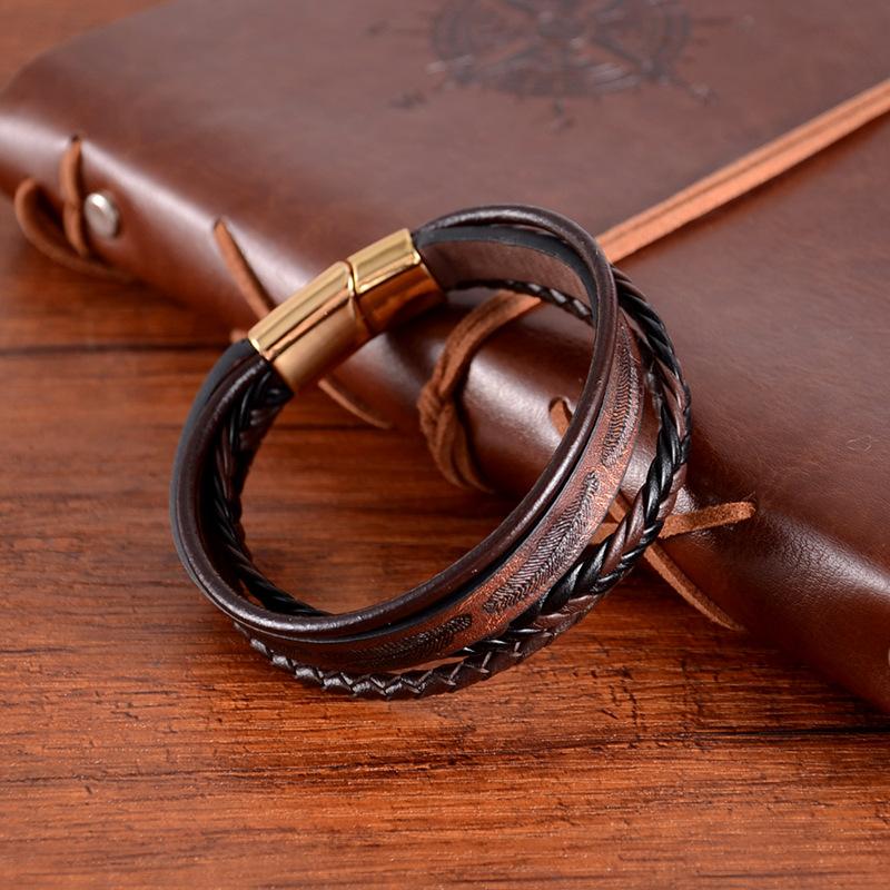 New Style Personalized and Versatile Bracelet, Featuring Fashionable and Simple Leather Woven Strap, with Creative Handcrafted Beads.