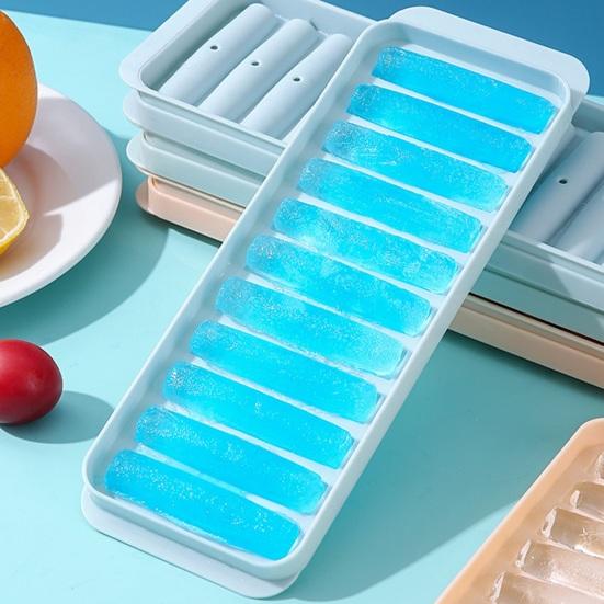 Forma na patyczki do lodu z pokrywką Food Grade Easy Release Napoje bez BPA Koktajle whisky Długi pasek Formy do robienia kostek lodu Artykuły kuchenne