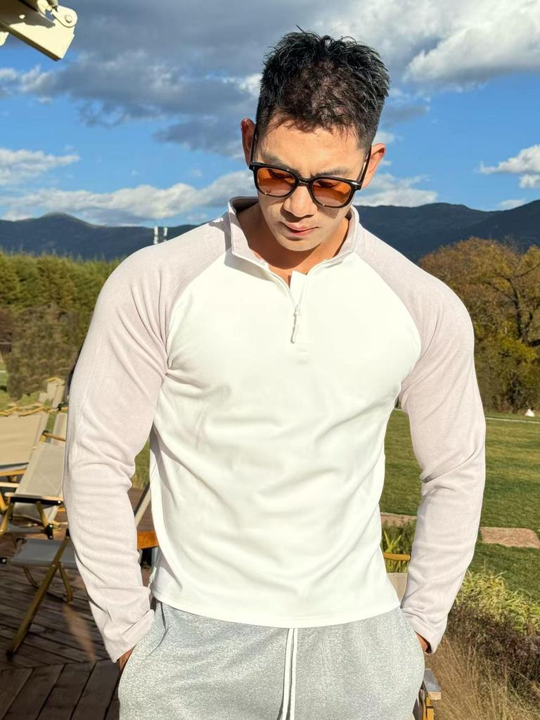 "Men's Warm German Velvet Long-Sleeve Sports Top with Half-Zip"
