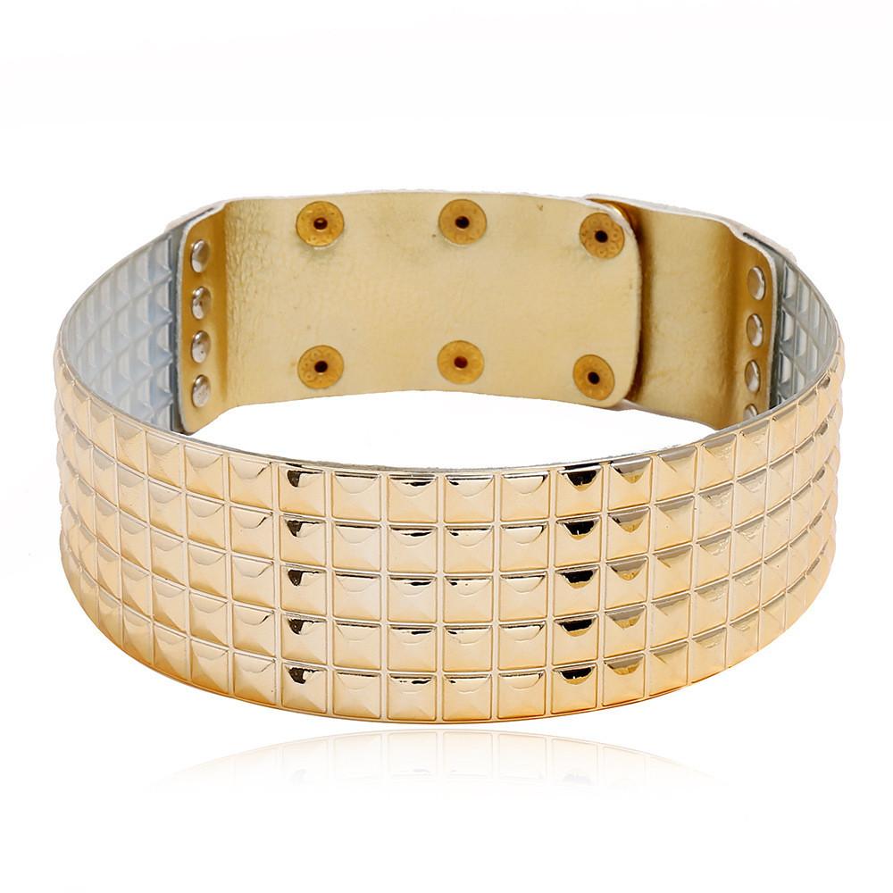 Folkový choker náhrdelník inspirovaný kovem s geometrickým designem pro festivalové nošení