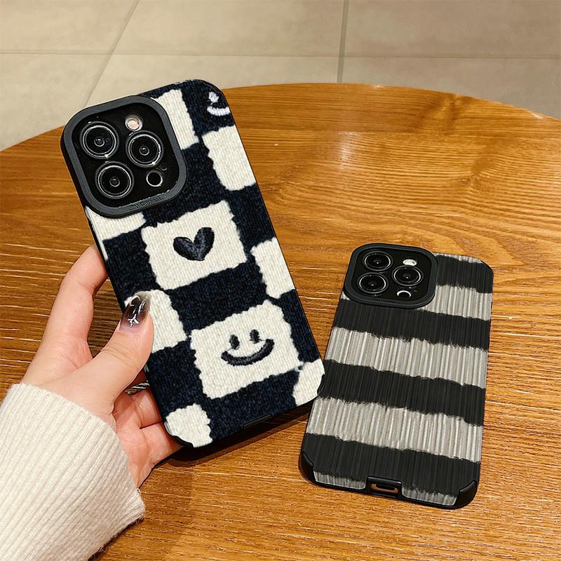 Vertical Grain Leather Shell Cute Love Printed Cover Patterned Soft Silicone Case with Camera Lens Full Protection for iPhone