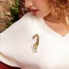 Stylish Enamel Giraffe Brooches for Women Unisex Animal Pins Friend Event Party New Gifts Jewelry Decoration Accessories