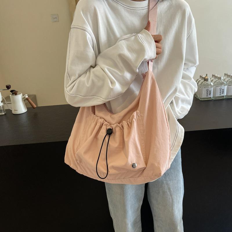 Japanese and Korean casual lazy style daily commute shoulder bag 2024 urban simple women s satchel розовый
