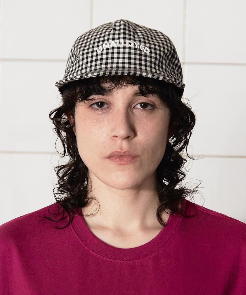 UNALLOYED Logo Gingham Check Cap / Black