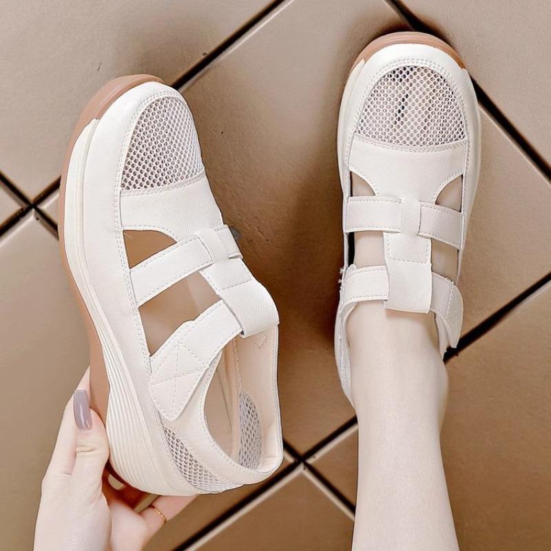 Sandals Women's Soft Leather Summer New Flat Bottom Non-slip Breathable Single Shoes Comfortable Hollow Soft Sole Large Size Hole Shoes