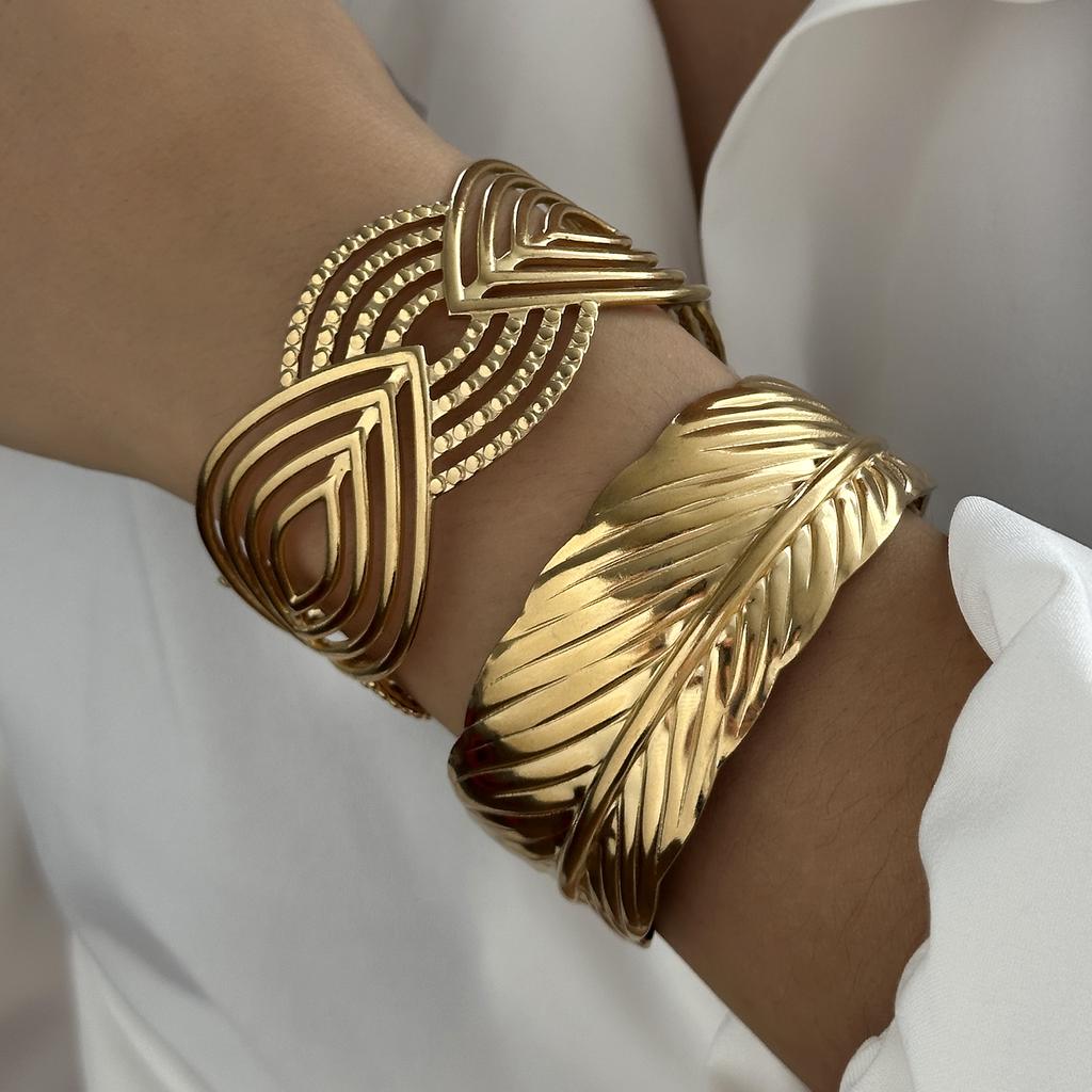 Vintage Übertriebenes Metall Breites Manschettenarmband für Damen Goldfarbe Blätter Geometrisch Edelstahlarmbänder Party Schmuck Geschenke