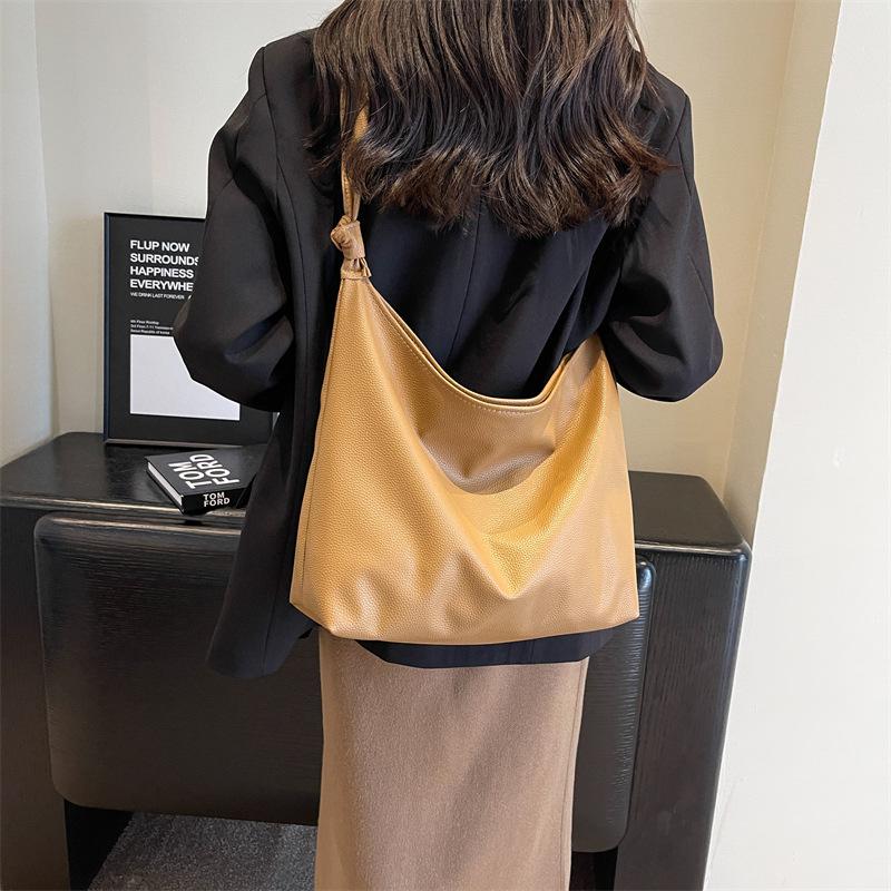 Internet Celebrities Ins Large-capacity Bag Women's 2025 Autumn and Winter New Soft Leather Solid Color Tote Bag Women's High-end Shoulder Bag