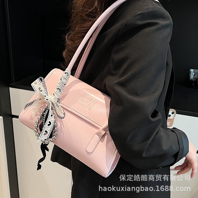 Large-capacity Bag Women's Spring and Summer 2025 New Niche Design Shoulder Underarm Bag Korean Version Women's Commuter Tote Bag