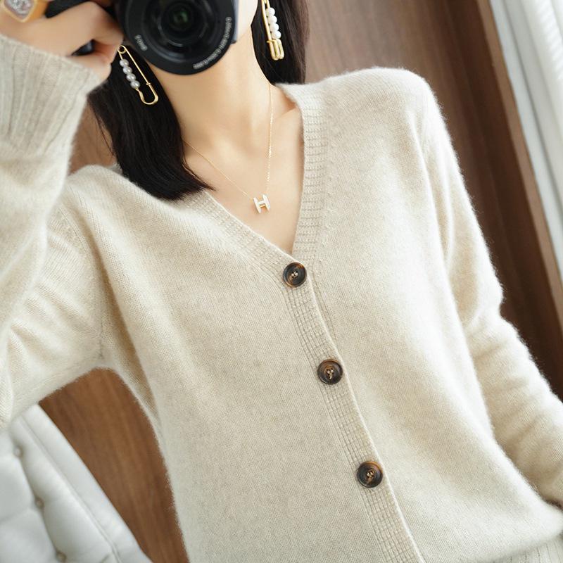 Women's 2023 Knitted Wool V-Neck Cardigan Sweater, Autumn/Winter Solid Color with Cashmere.