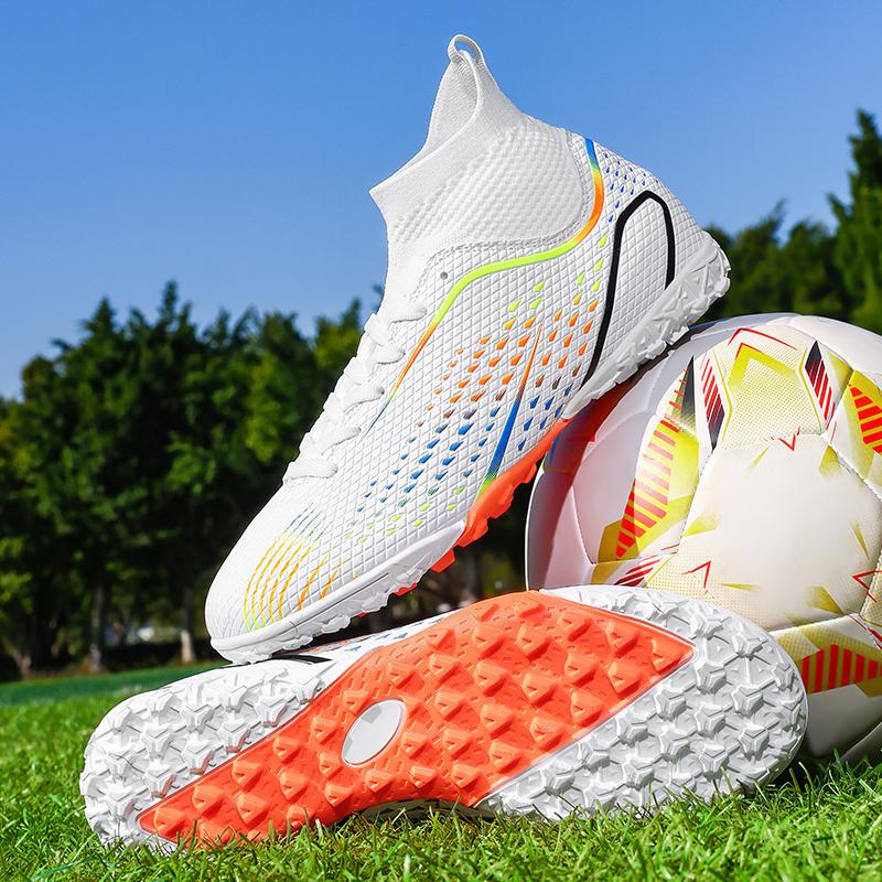 New Men Soccer Shoes Unisex Futsal Football Boots Women Professional Cleats Ultralight  High-quality TF/FG Sneakers