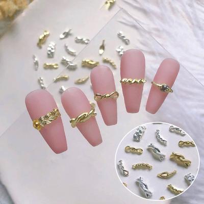 20 st Nageldekorationer Utsökt Form Fantastisk Visuell Effekt Långvarig Dekorativ Mix-Stil Tips DIY Manikyr Ornament för Salong