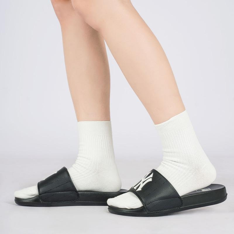 MLB Slipper EVA Totem Slip-Resistant Slide Slippers Unisex Black Sneakers 32SHH2111-50L