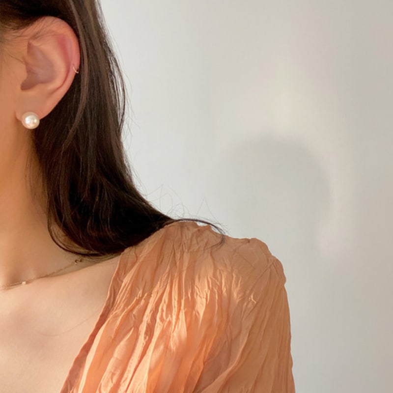 Taupe 14K gold pearl earrings