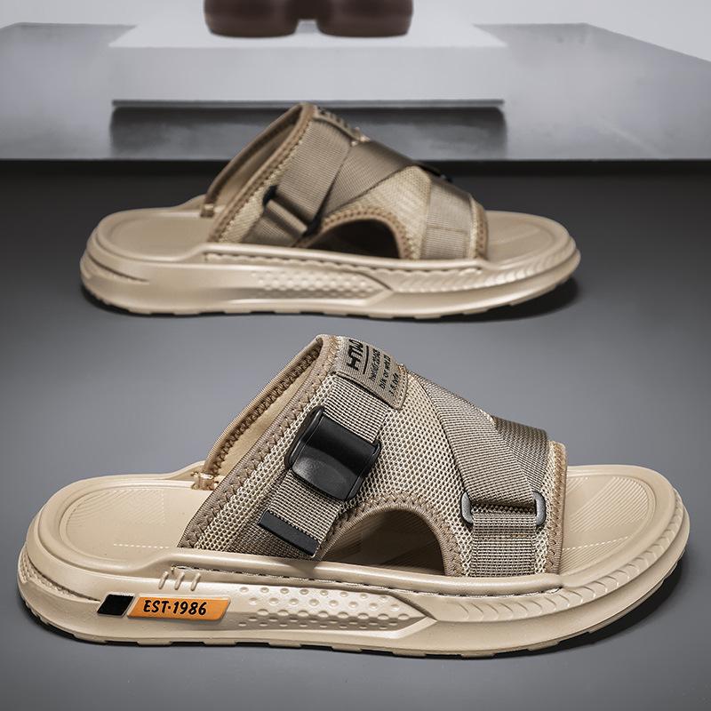 

One-word drag men s summer wear, stepping on shit, thick-soled cool slippers, casual wear-resistant outdoor sports, large-size beach sandals 44