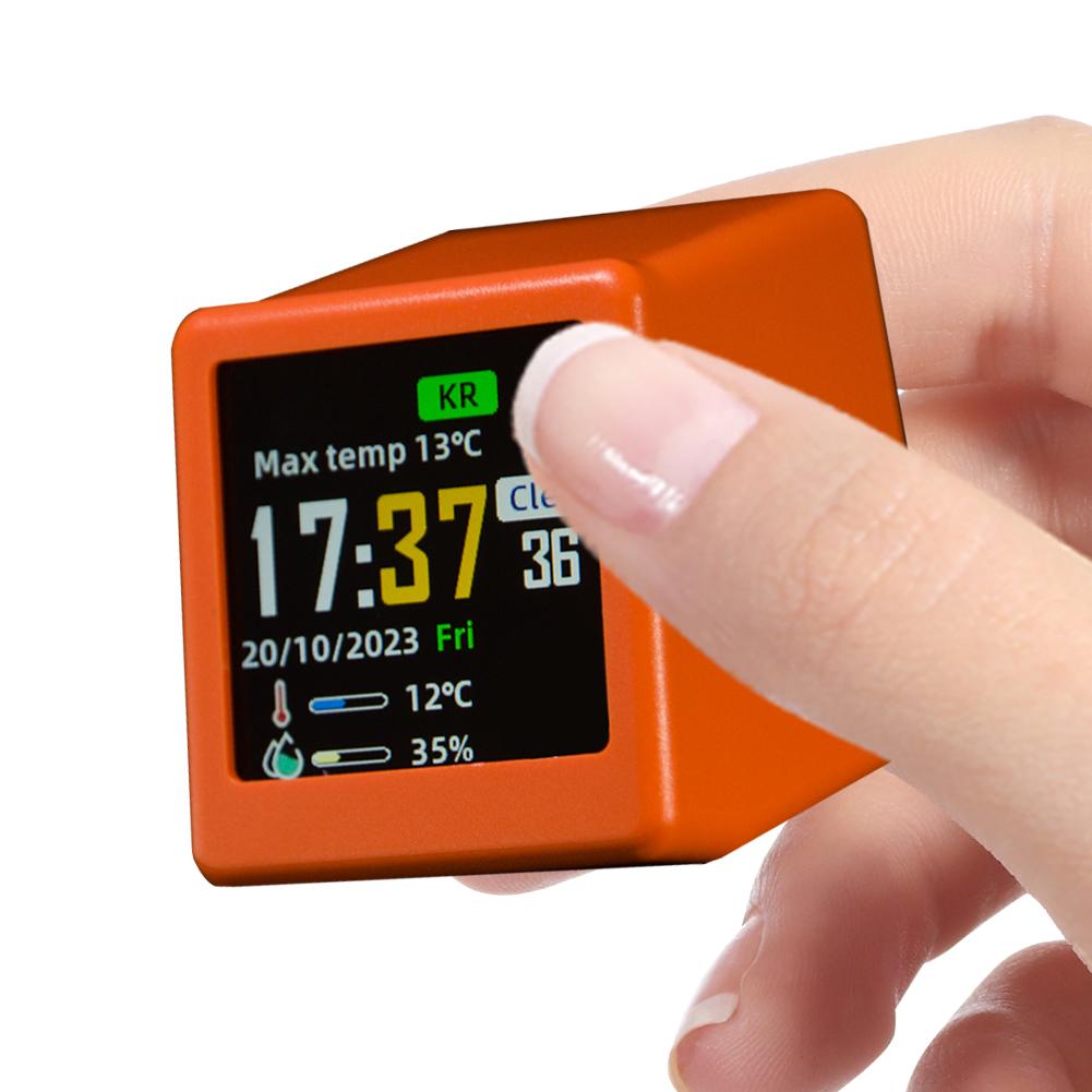 WiFi Wireless Weather Station Plug In Color Display Digital Calendar Temperature and Humidity Monitor for Desktop Decoration