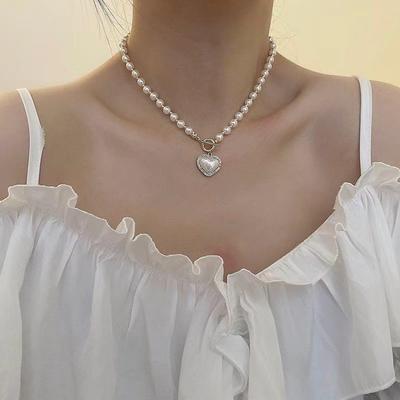 Perlenkette Damenmode Trendige OT-Schnalle Liebesanhänger Schlüsselbein-Kette Einfach Kalt Stil Pullover Schlüsselbein-Kette