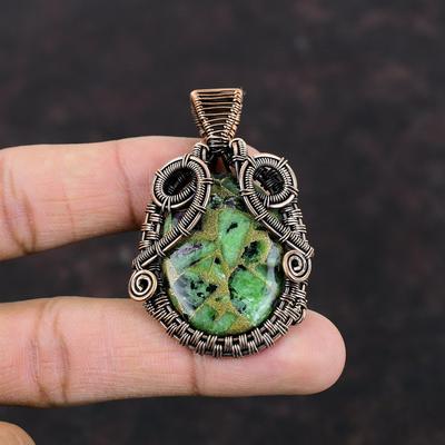 Kupfer Rubin Zoisit Anhänger Kupferdraht gewickelter Anhänger Handgefertigter Boho Schmuck Natürlicher Edelsteinanhänger Geschenk für Mama Designer Kupferschmuck