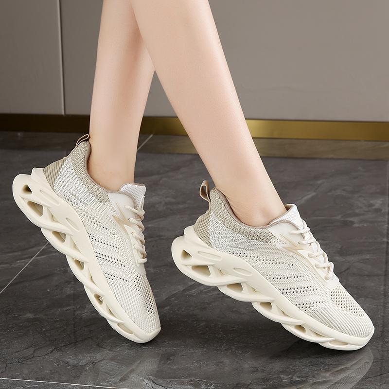 Woman Shoes New Sneakers Platform Lightweight Mesh Jogging Summer Breathable Thick Soled Tennis Casual Running Shoes 35-40