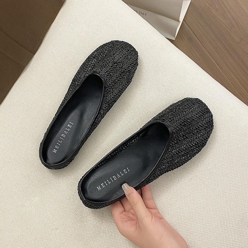 Mori Urlaubsstil Tasche Kopf gewebte Halbschuhe Damen 2025 Sommer neue Kleidung atmungsaktiver runder Kopf lässige coole Hausschuhe