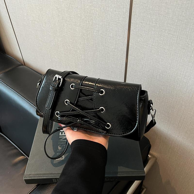 Premium Texture Fashionable Versatile Shoulder Underarm Bag Women's 2025 Summer New Crossbody Small Square Bag