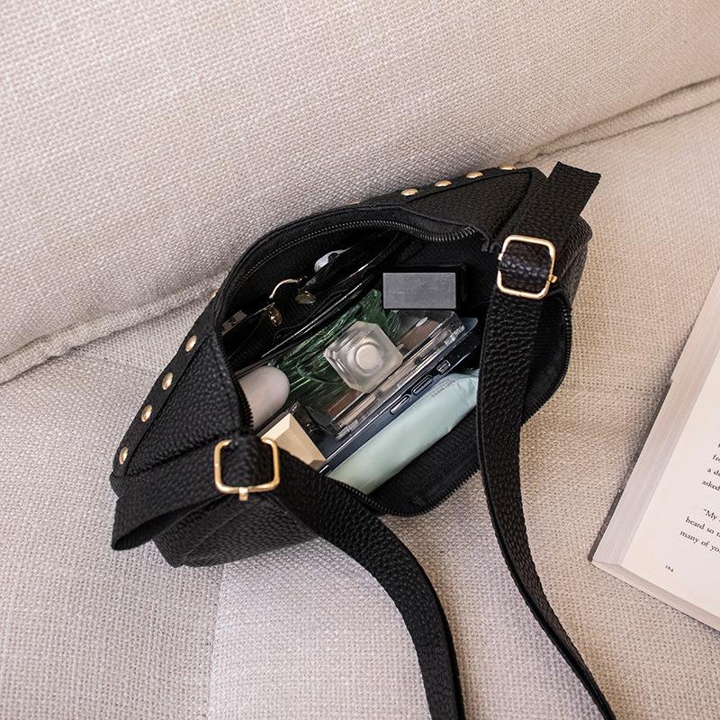 Single shoulder underarm bag niche texture versatile fashion mobile phone makeup women's bag