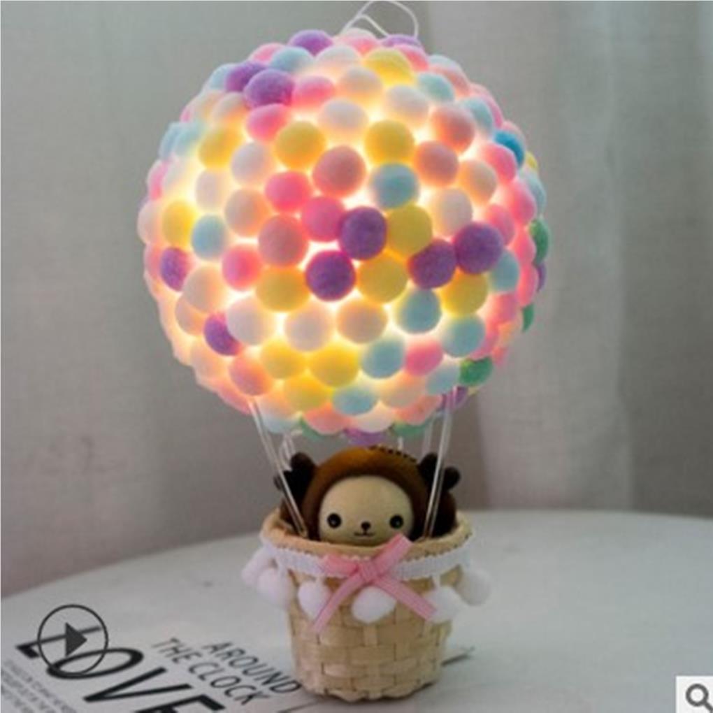 Lumină de Noapte Balon cu Aer Cald, Lampă de Masă/Birou Decorativă Handmade cu Coș de Ratan Pentru Decorare Iluminat Acasă
