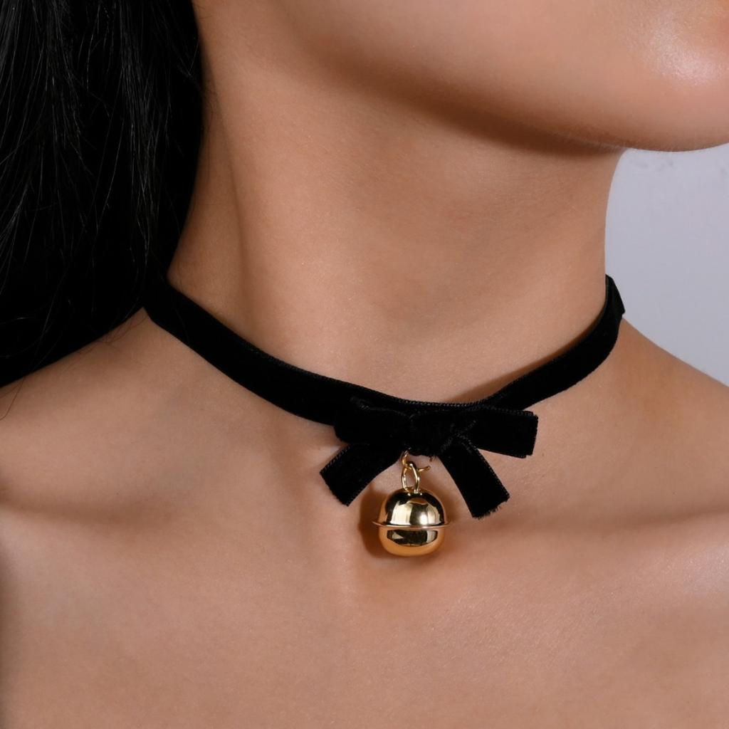 Belle Girl Style Sweet Accessory, Burgundy Necklace, Black Velvet with Collar, Choker Collarbone Chain, Necklace