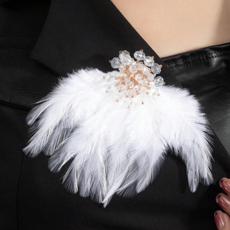 

White feather corsage bridal headdress stage performance clothing accessories simple білий