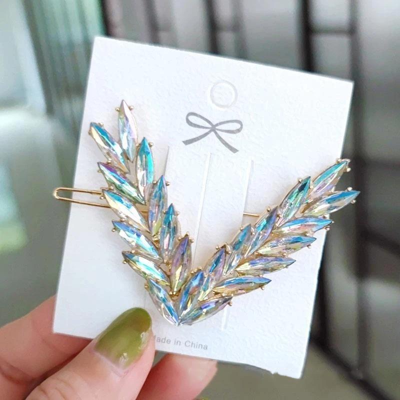 Luxus Glänzende Kristall Haar Clip Für Frauen Koreanische V Form Schnalle Haarnadeln Mädchen Haar Zubehör Kopfbedeckungen Mode Ornamente Geschenk
