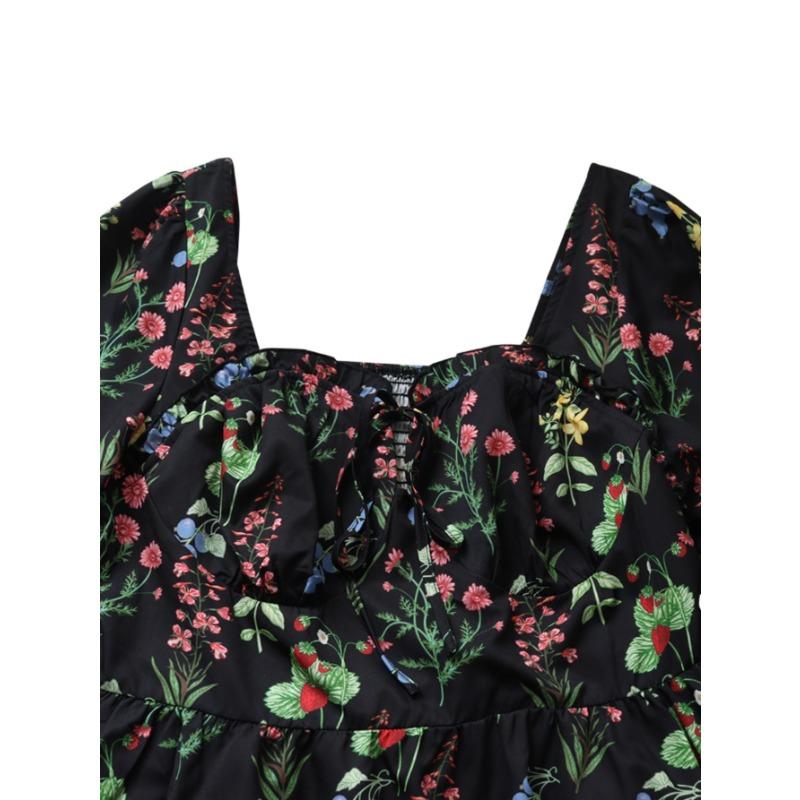 Mini Dress with A Square Neckline, Open Back and Puff Sleeves In A Floral Print