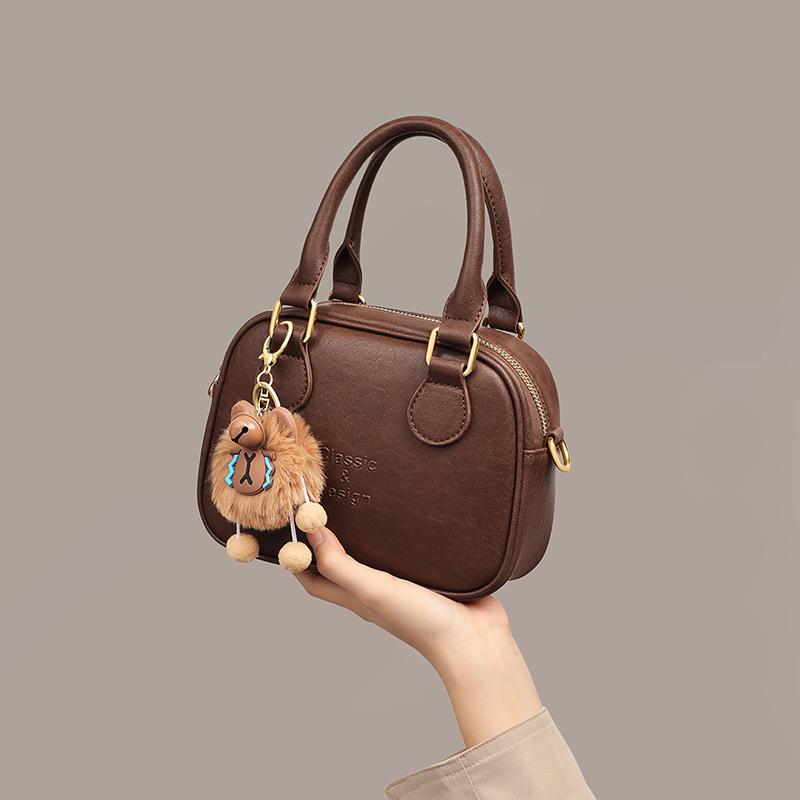 Bags women's new women's bags autumn and winter fashion commuter shoulder messenger bags retro bowling handbags