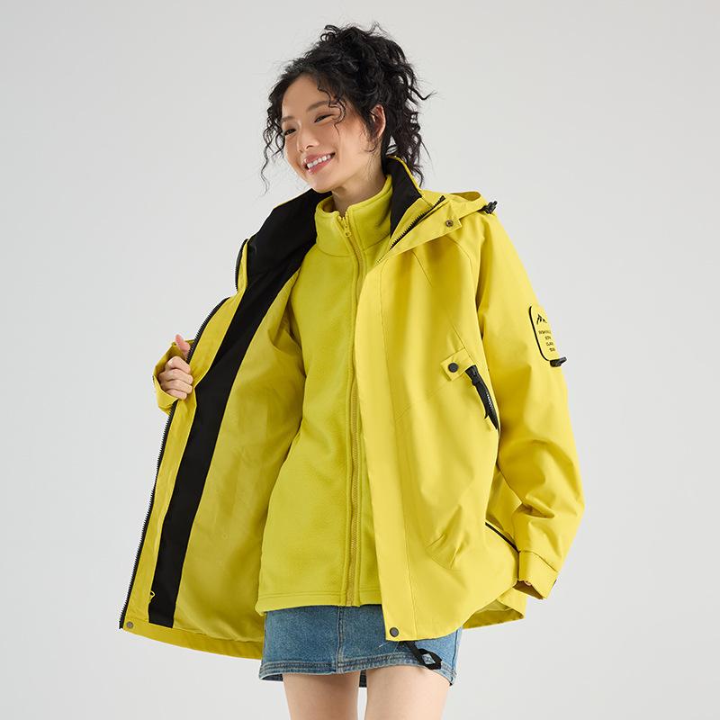Dragon Fruit Jacket Outdoor Three-in-one Women's Small Windproof Waterproof Travel Jacket Mountaineering Suit