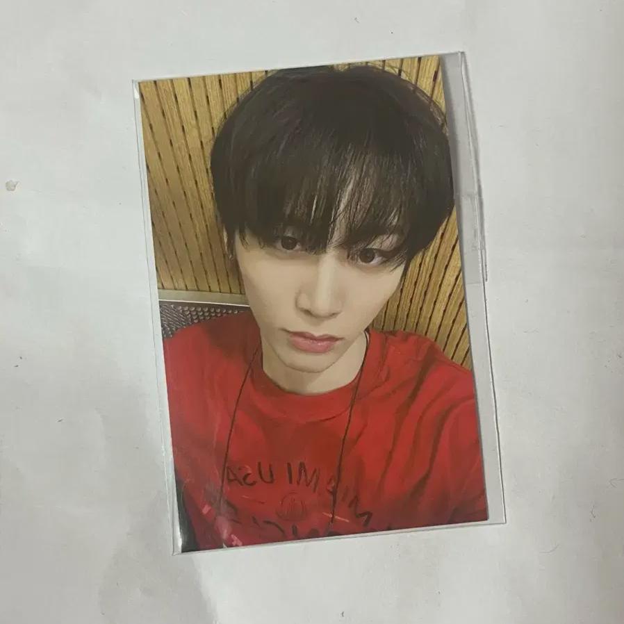 Boynextdoor And Pneck Sell Taesan Photocard Pre-order Benefit An Online Bonus Of 50,000 Won