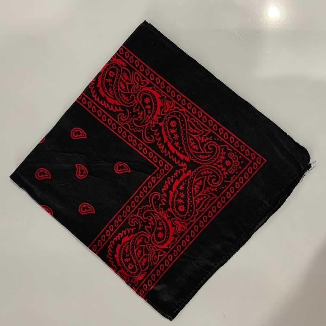 

Магічна бавовняна бандана з візерунком пейслі для активного відпочинку 54*54cm